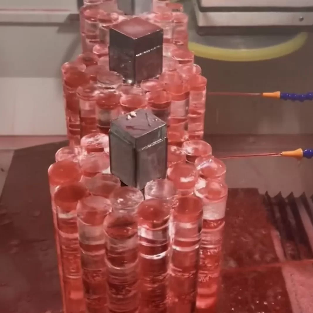 Batch quartz rod cutting — multiple cylinders processed simultaneously