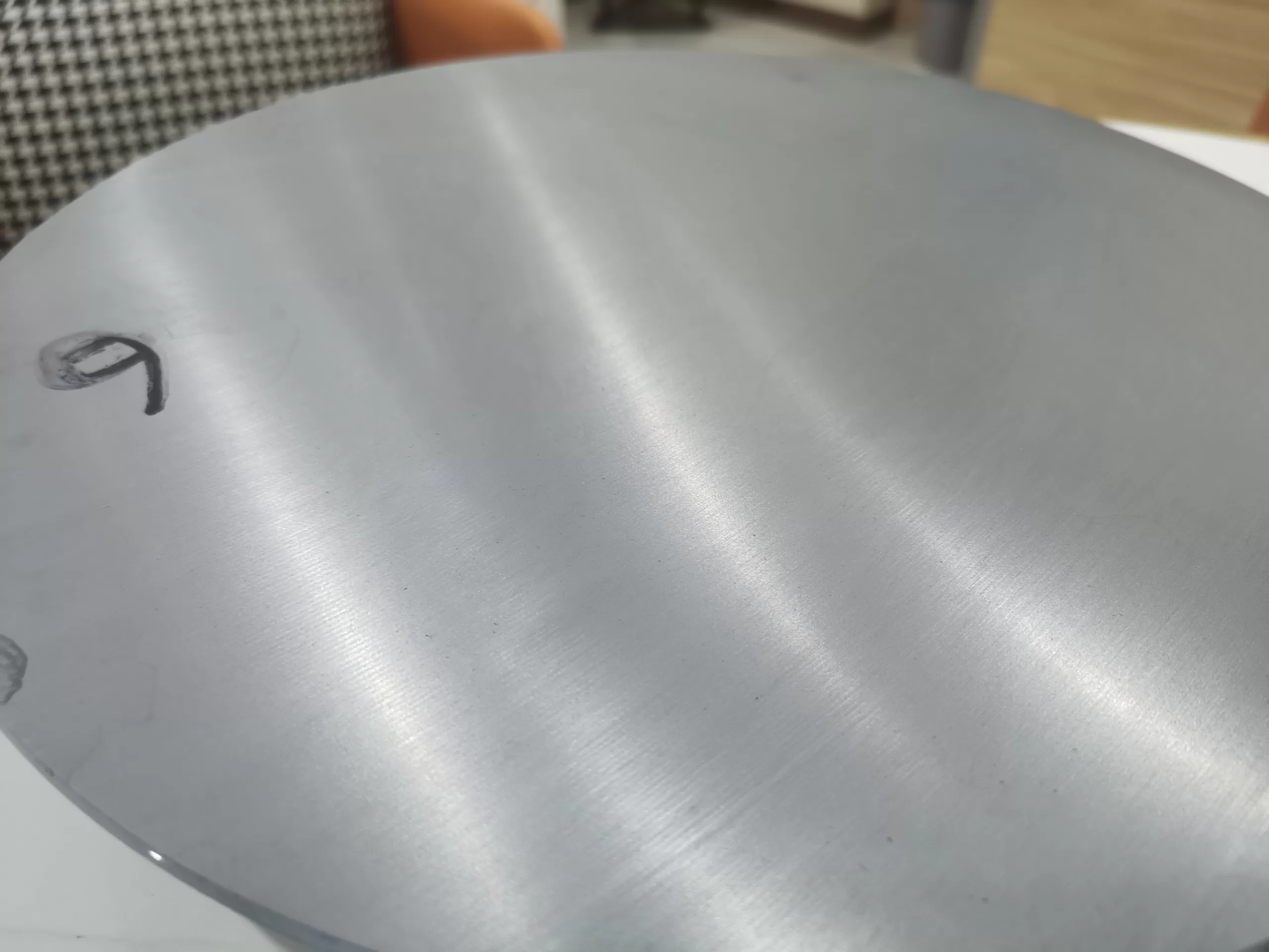 La cortadora de hilo de diamante sin fin es una máquina herramienta perfecta para el corte de precisión Liberando precisión y eficiencia: la máquina cortadora de lingotes de silicio definitiva
