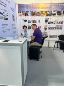 Endlos-Diamantseilsägemaschine ist eine perfekte Werkzeugmaschine für Präzisionsschnitte Präsentation unserer neuesten Lösungen zum Schneiden von endlosem Diamantdraht