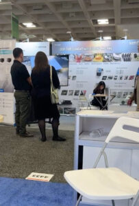 Endlos-Diamantseilsägemaschine ist eine perfekte Werkzeugmaschine für Präzisionsschnitte Vor Ort auf der SPIE San Francisco Ausstellung