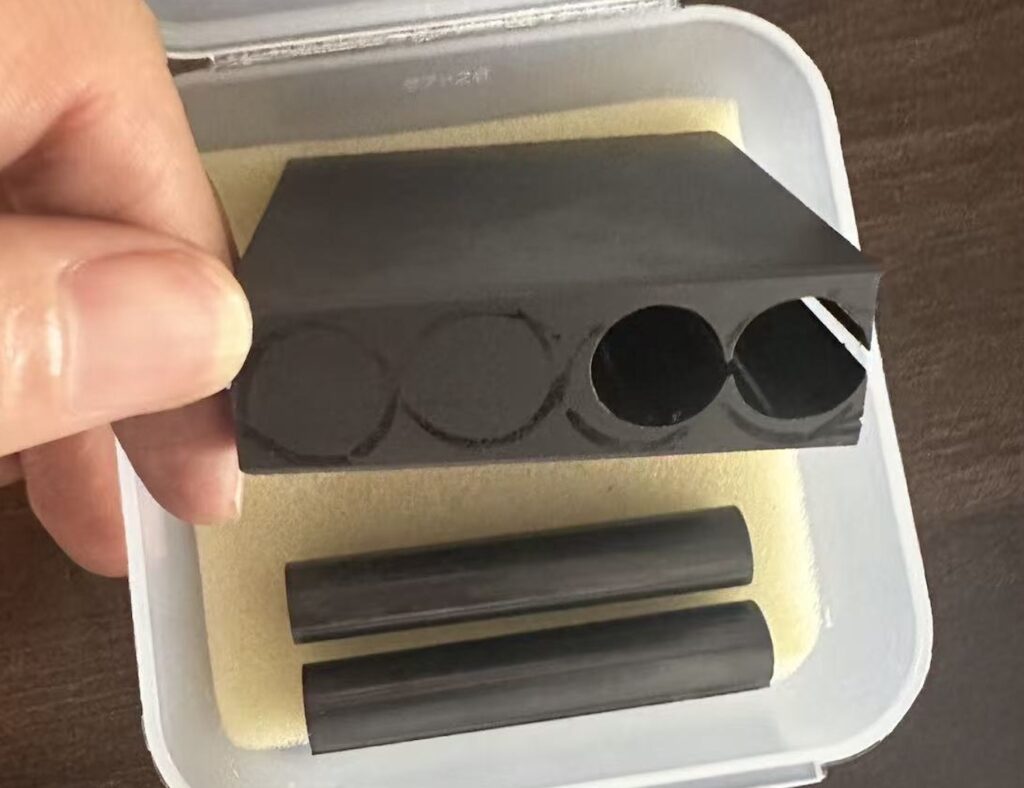 エンドレスダイヤモンドワイヤーソーマシンは、精密切断に最適な工作機械です。 SIC cutting machine,SiC Cutting test