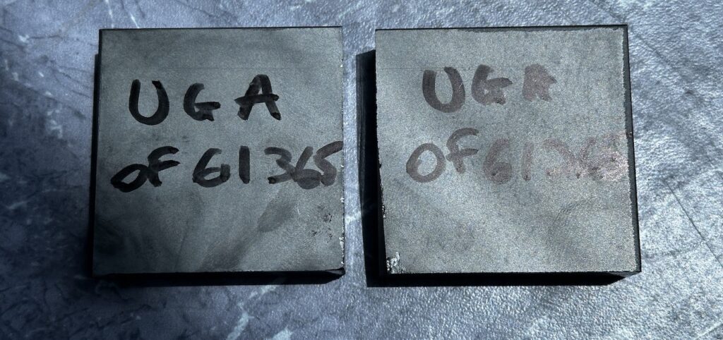エンドレスダイヤモンドワイヤーソーマシンは、精密切断に最適な工作機械です。 SiC Cutting test