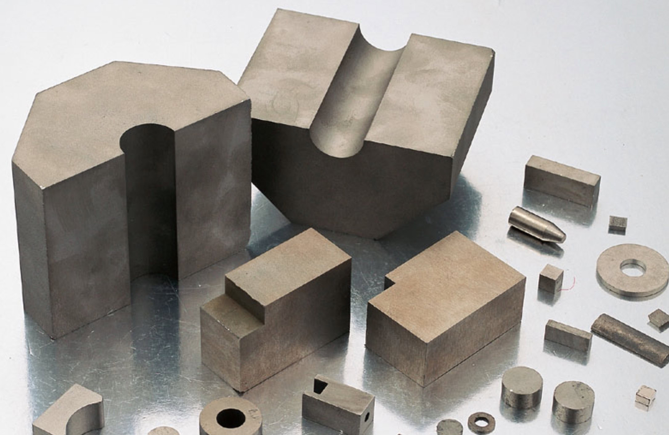 Découpe d'aimants au samarium-cobalt SmCo